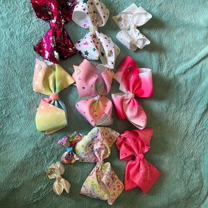 Lot of 10 JoJo Siwa bows